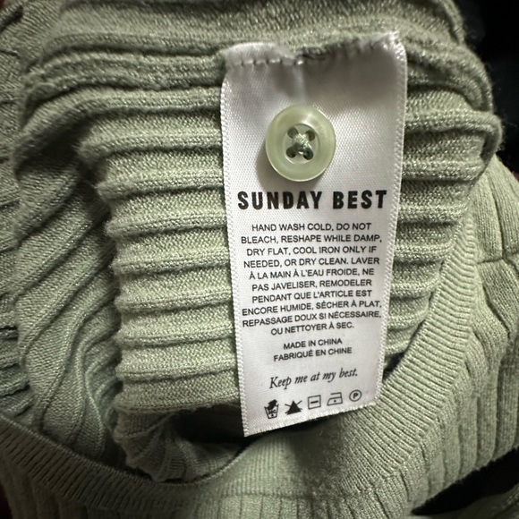 Sunday Best 1/2 Button Up Cropped Ribbed Long Sleeve Top size XXS Pastel Green - Picture 4 of 5